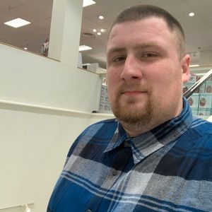 Meet your Posher, Eric